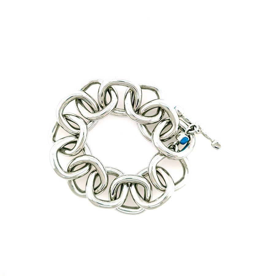 Silver chain bracelet with enamelled T-bar closure